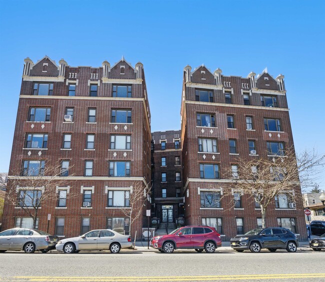 Building Photo - 1055 JFK Blvd E
