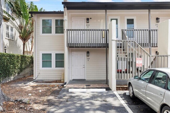 Building Photo - 525 S Lincoln Ave