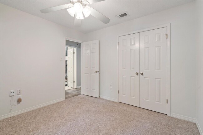 Building Photo - 1051 McNeil Ave