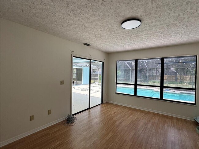 Building Photo - 3818 Hanover Hill Dr