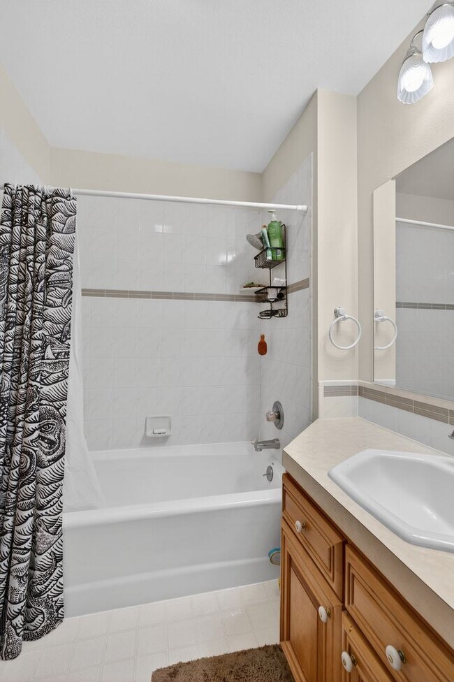 Building Photo - Coastal Elegance Near Sunrise Beach: Luxury 3BR/2.5BA Gig Harbor Home