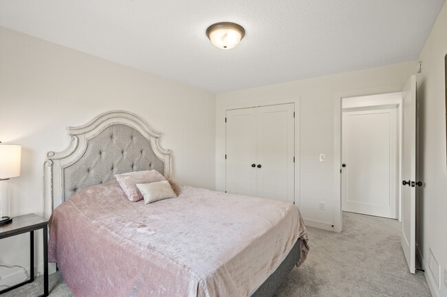 Building Photo - 4253 Picket Wy