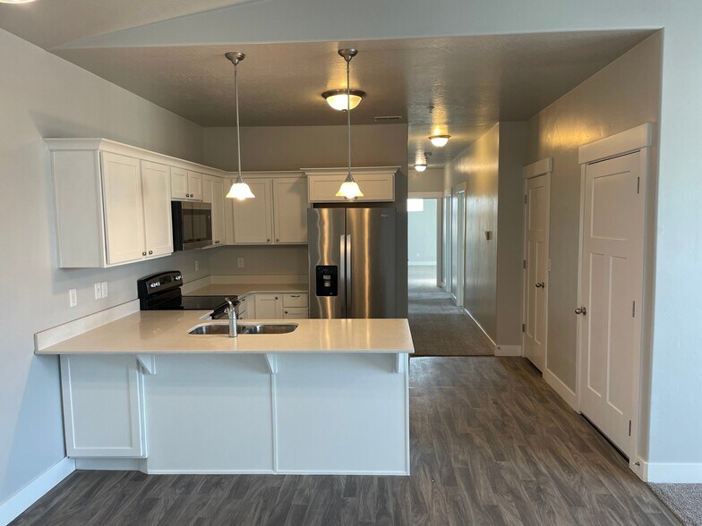 Building Photo - 13092 S Tortola Dr