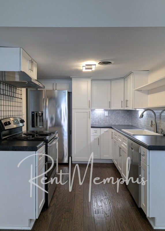Building Photo - 156 N Auburndale St