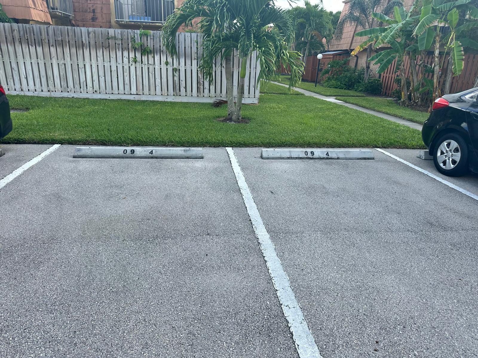 Building Photo - 1709 Park Meadows Dr