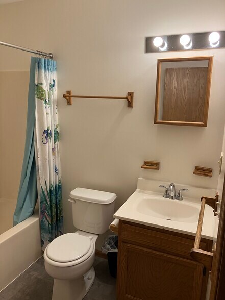 Building Photo - 68 E 1st St