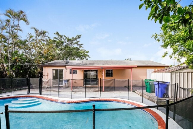 Building Photo - 6551 NW 5th St