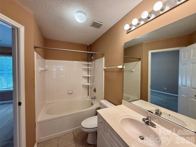 Building Photo - 17428 Tuscany Ln