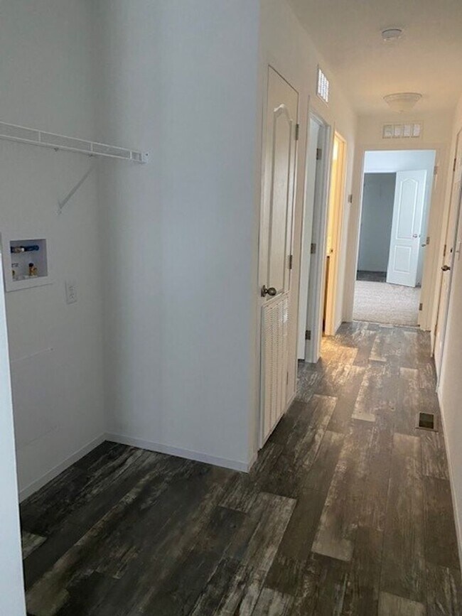 Building Photo - Lot 35