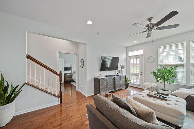 Building Photo - 12908 White Pine Way