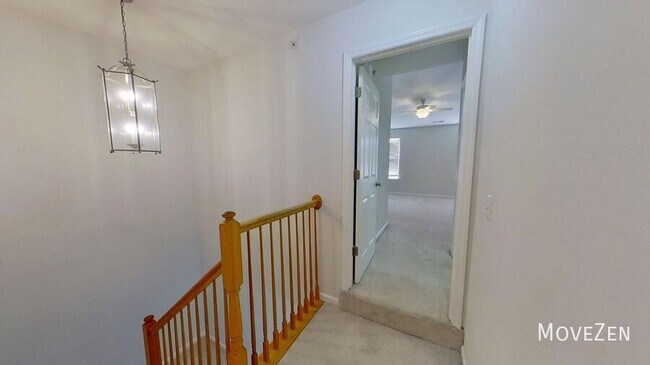 Building Photo - 2200 Valley Edge Dr