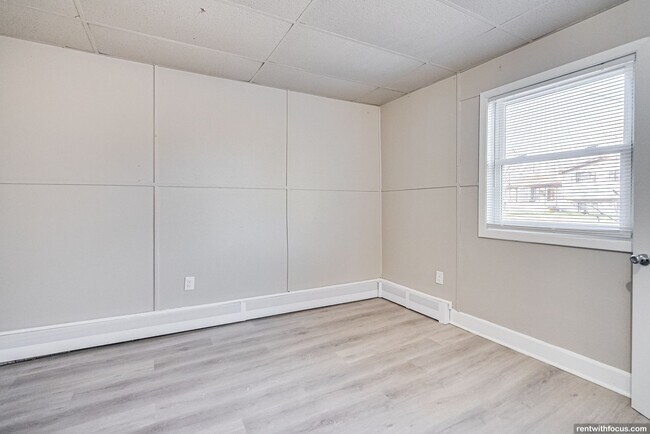 Building Photo - 416 High St