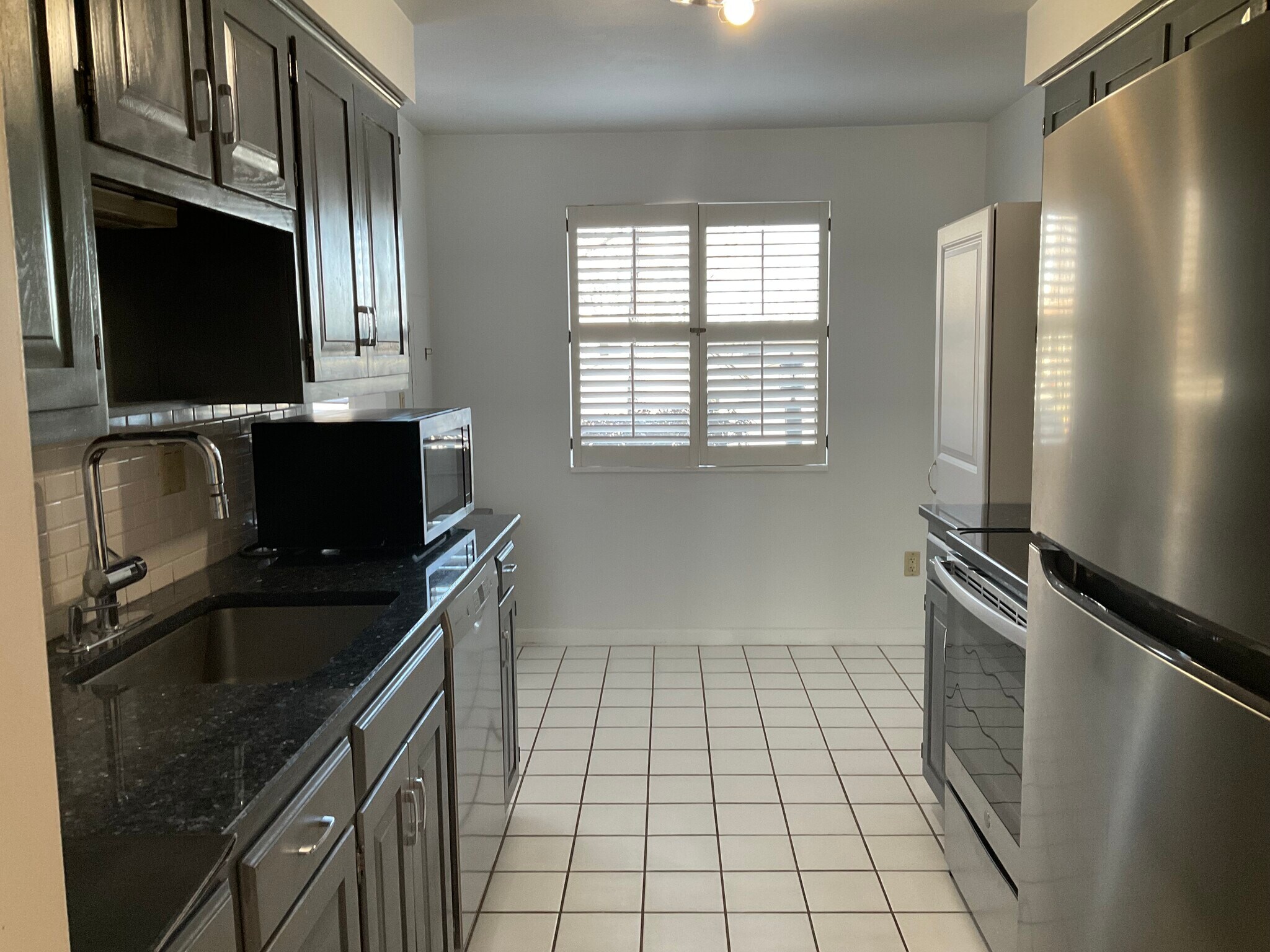 Building Photo - 21C Harbour Vlg