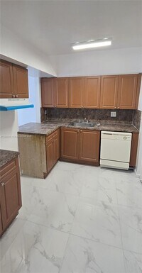 Building Photo - 11120 SW 196th St