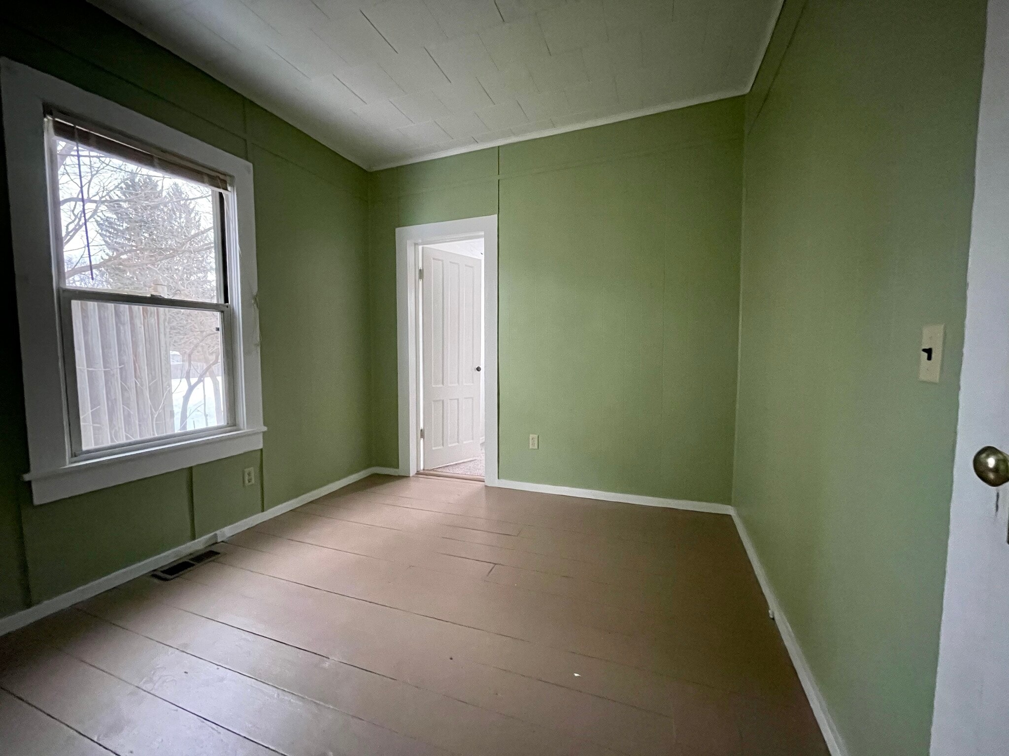 Building Photo - 128 Washington St