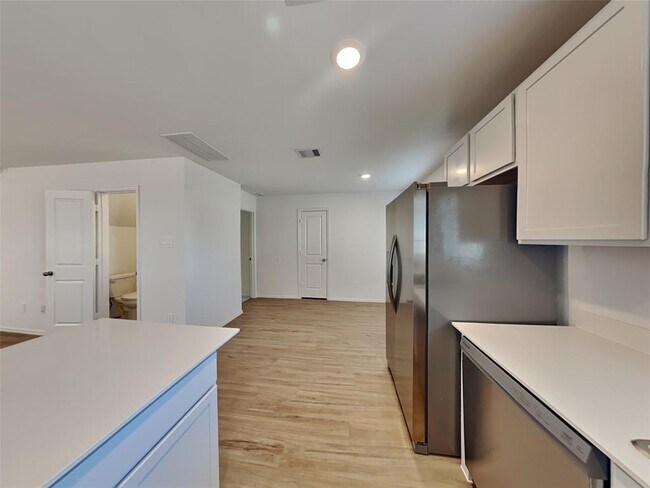 Building Photo - 3023 Twisted Myrtle Dr