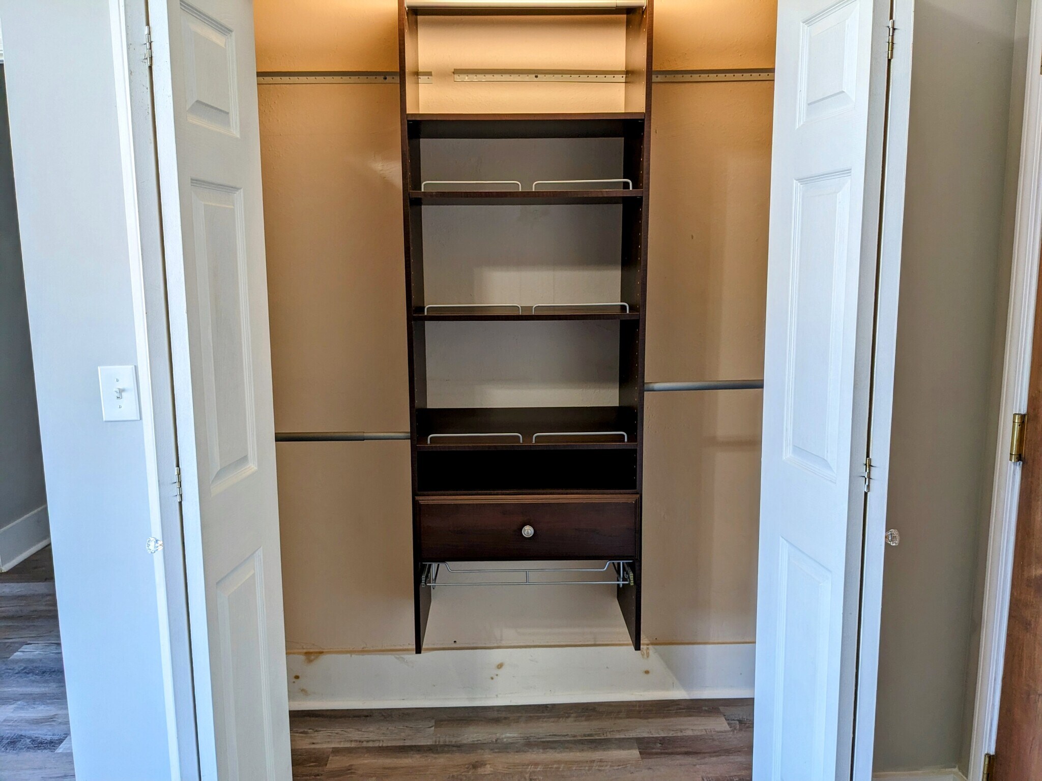 Building Photo - 1 Main St