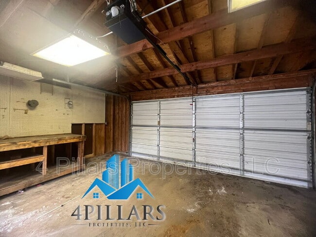 Building Photo - 6639 Carolina Ave