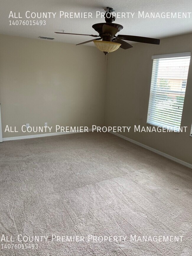 Building Photo - 2079 Bent Grass Ave