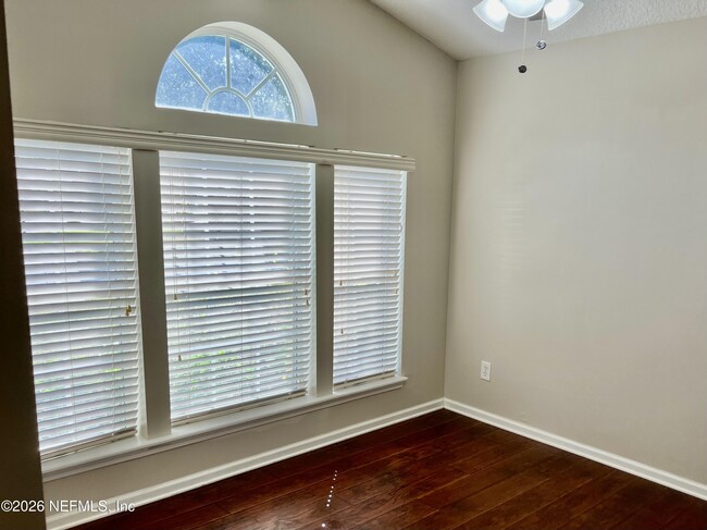 Building Photo - 13681 Fish Eagle Dr W