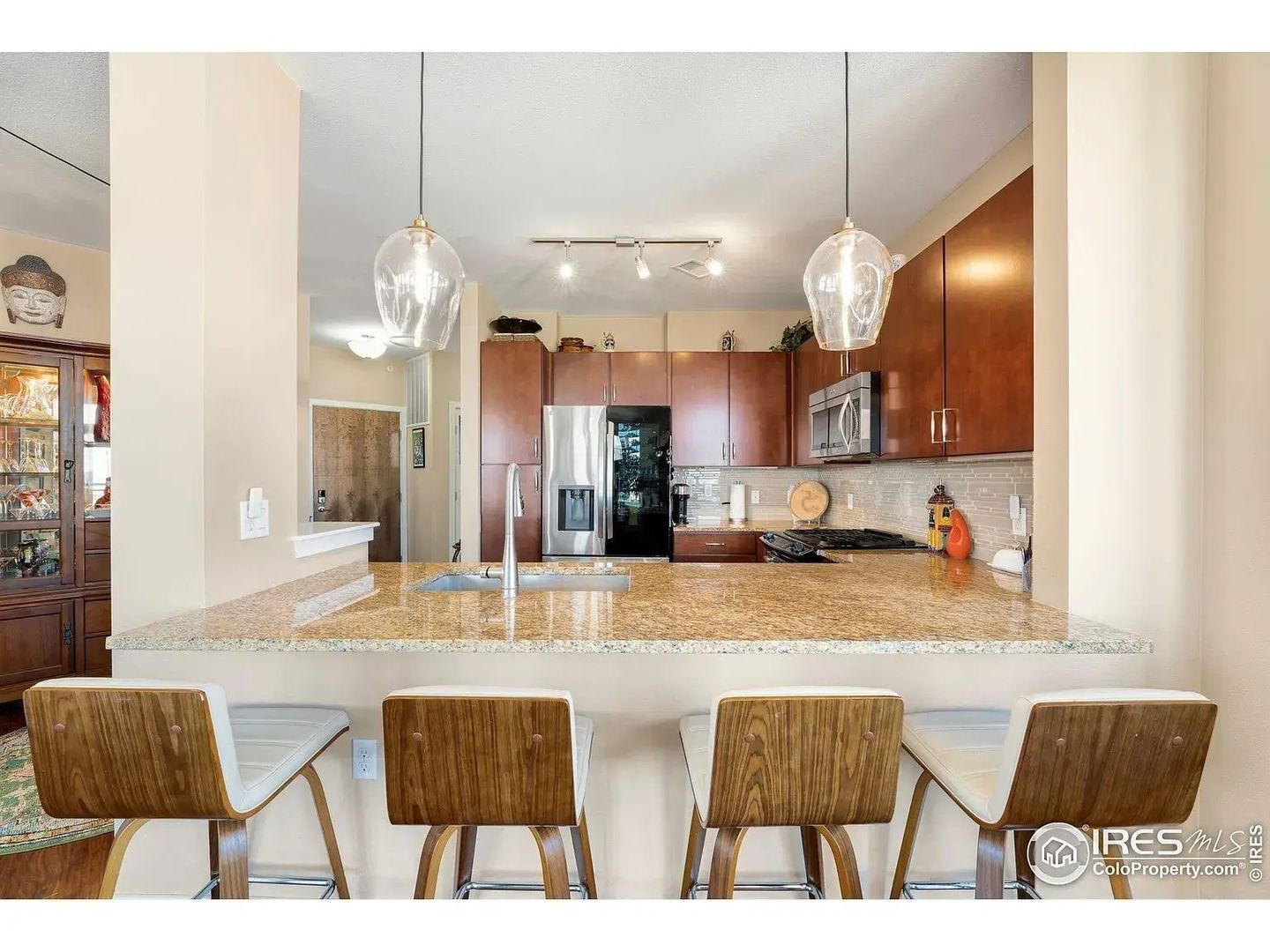 Building Photo - 13598 Via Varra