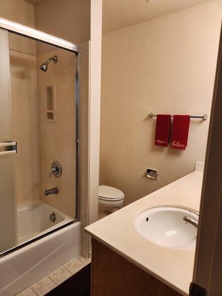 Building Photo - 6033 Leafwood Dr
