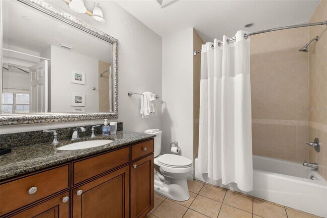 Building Photo - 1100 Sunset View Cir