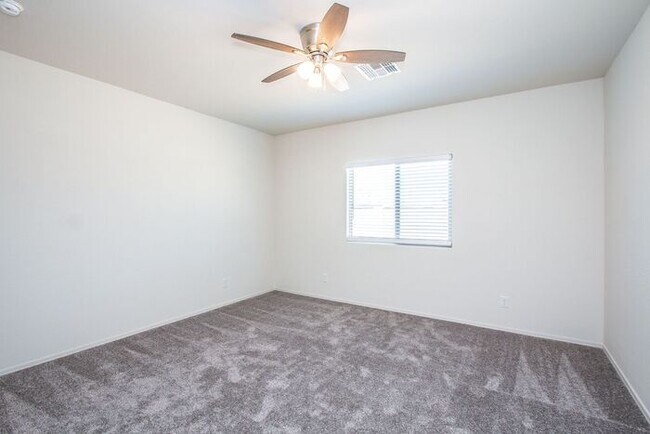 Building Photo - COMING SOON!! RECENTLY BUILT HOME IN MARICOPA!