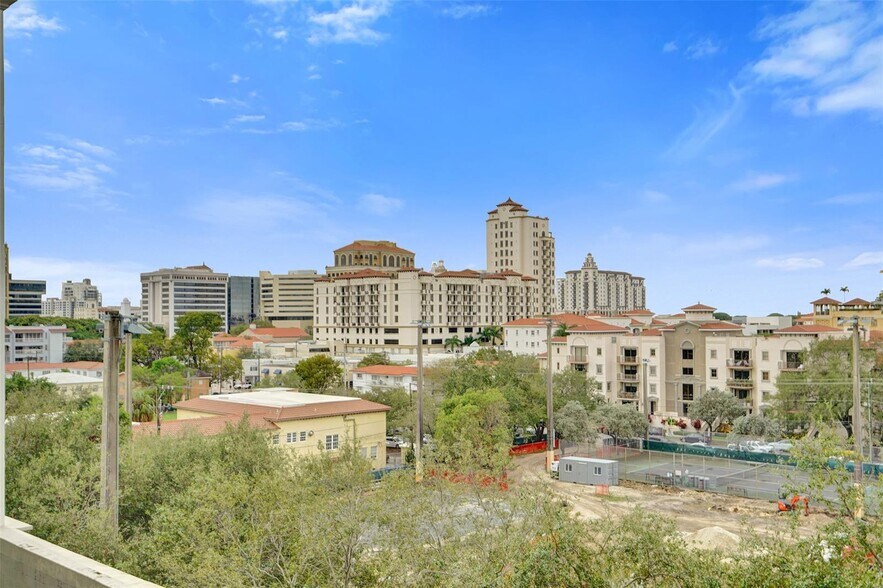 Building Photo - 50 Menores Ave