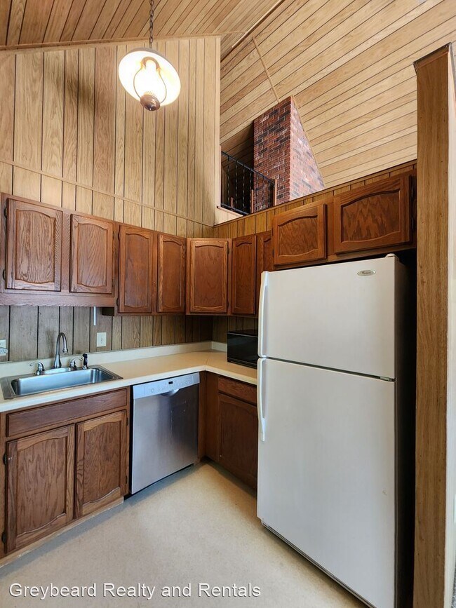 Building Photo - 2 br, 1 bath House - 157 Mississippi Rd