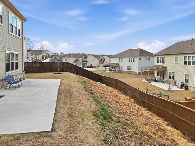 Building Photo - 8820 Shipton Cir