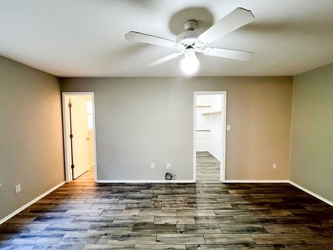 Building Photo - Available NOW Beautiful 1 story, 3 bedroom, 2 bath home. This is exactly what you have been looki...