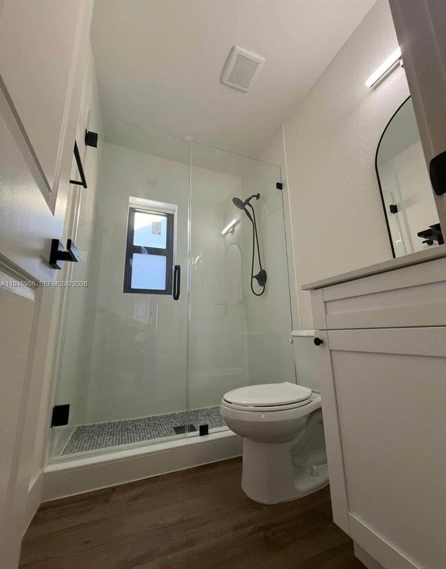 Building Photo - 14430 Fillmore St