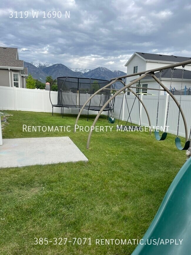 Building Photo - 3119 W 1690 N