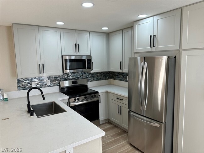 Building Photo - 2982 Juniper Hills Blvd