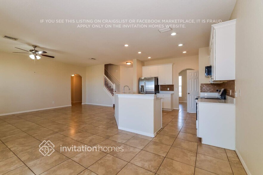 Building Photo - 2548 Sand Hill Point Cir