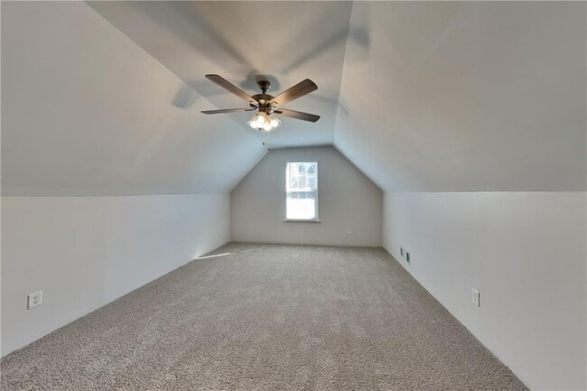 Building Photo - 4642 Devencrest Ln