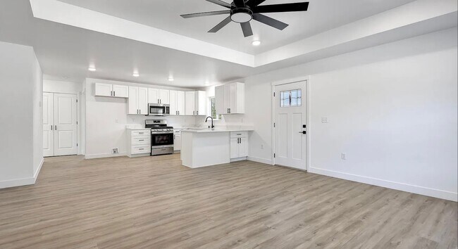 Building Photo - 6880 W Tadpole Cir