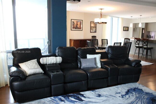 Building Photo - 31 SE 6th St