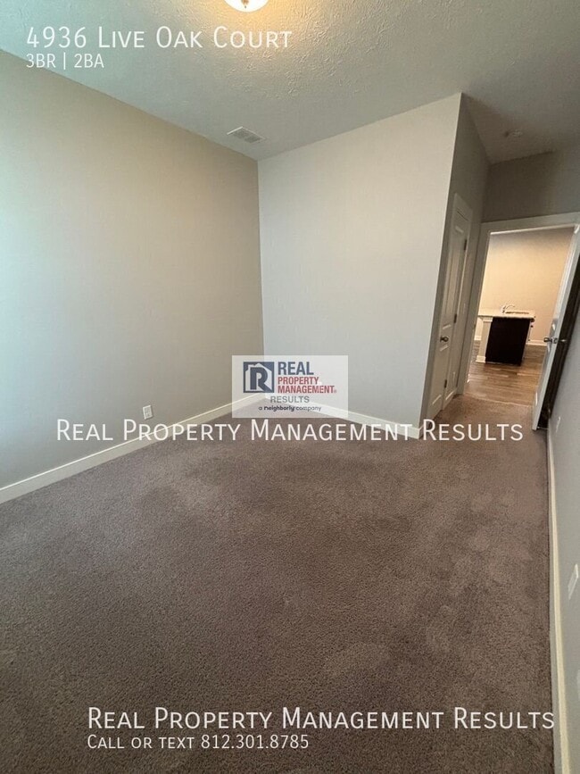 Building Photo - 4936 Live Oak Ct