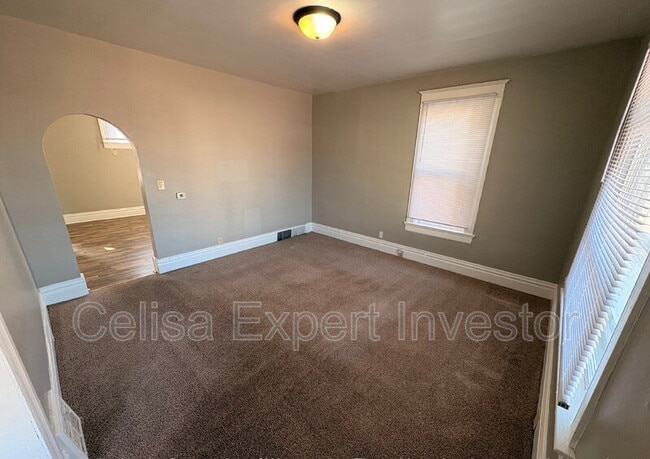 Building Photo - 1441 Wall St