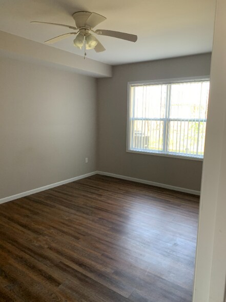 Building Photo - 720 Ohio Pike