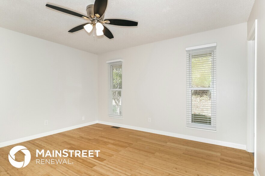 Building Photo - 87 Edward Dr