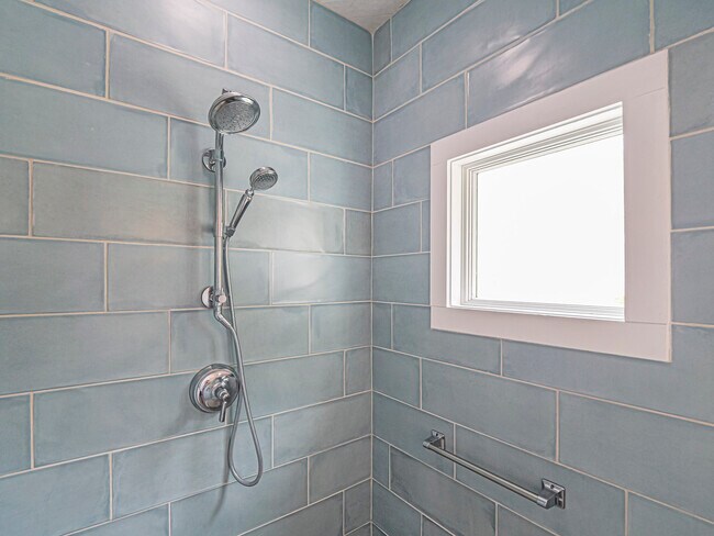 Building Photo - 8382 Satin Leaf Ct