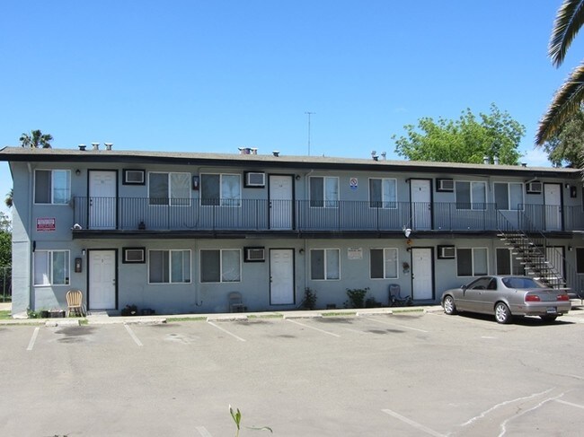 Building Photo - 3812 43rd Ave