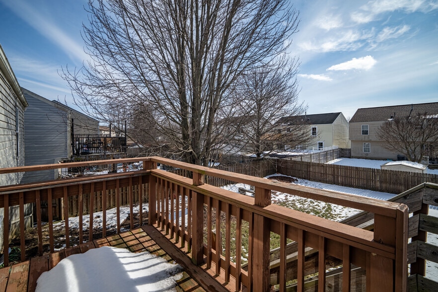 Building Photo - 6069 Northbend Dr