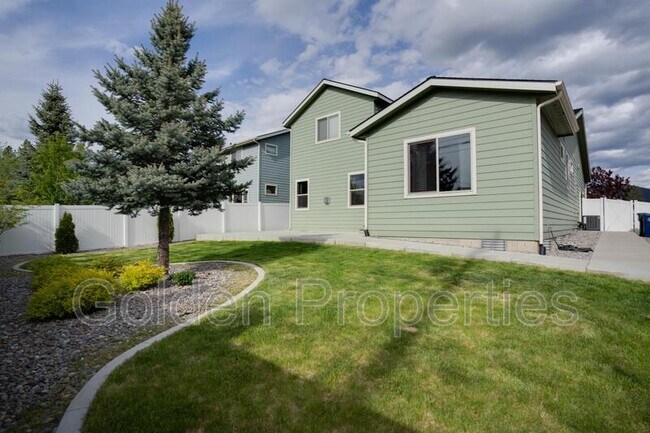 Building Photo - 6677 N Gavin Loop
