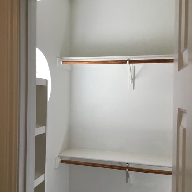 Natural Lighting in Master Closet - 2909 Whisper Oaks Ln