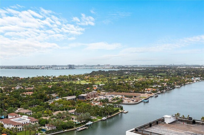 Building Photo - 4779 Collins Ave