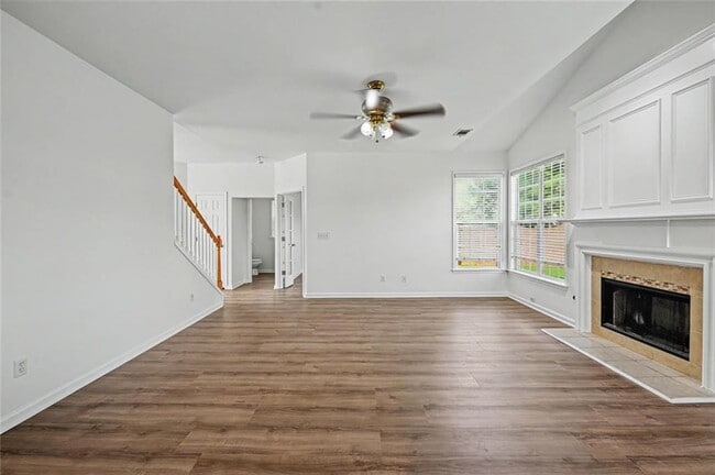 Building Photo - 8330 Grenadier Trail